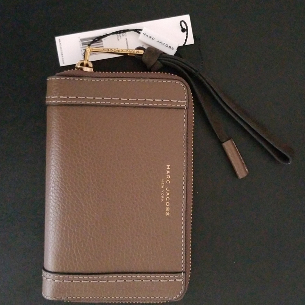 Brand New, Marc Jacobs Leather Wristlet